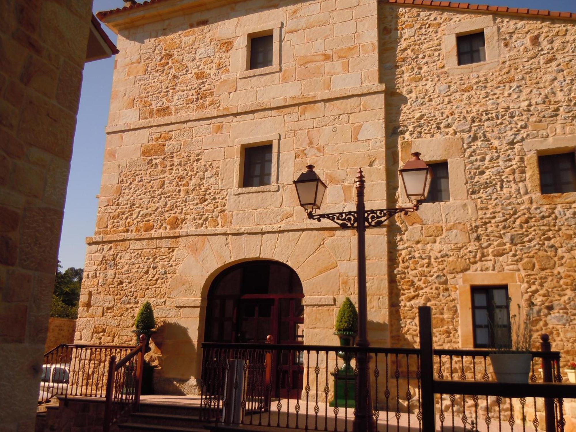 Posada La Torre De Los Isla & Spa Beranga Exteriör bild